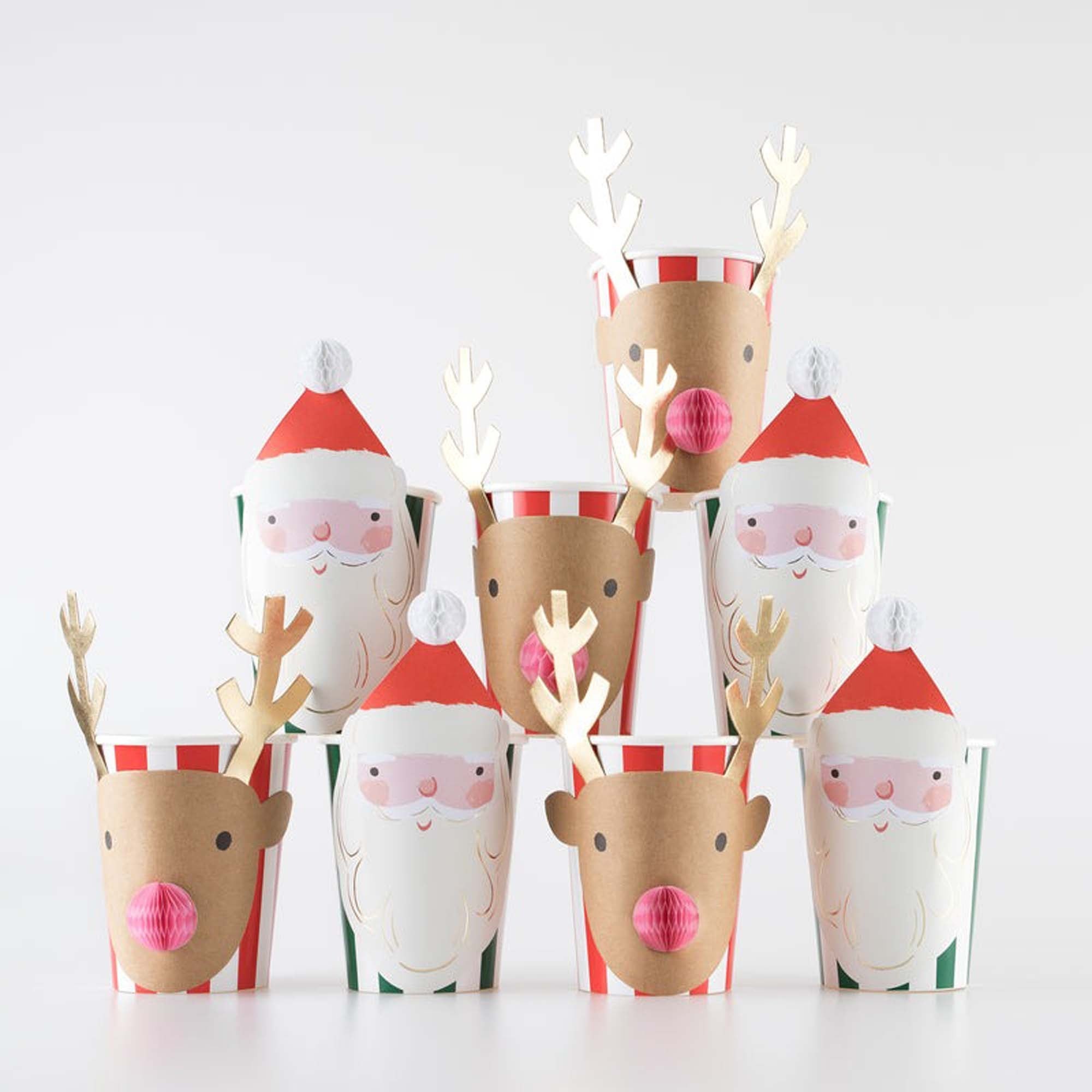 Jolly Christmas Honeycomb 9oz. Paper Cups (8 Count)